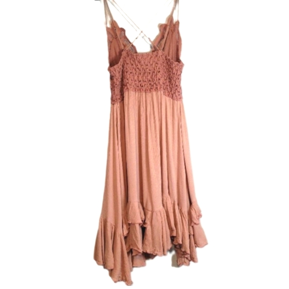 FREE PEOPLE Dusty Rose Flowy Asymmetrical Dress with Ruffles Size Small - Picture 5 of 9